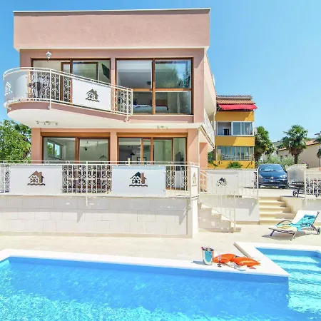 Villa Modern With Private Pool And Bubble Bath