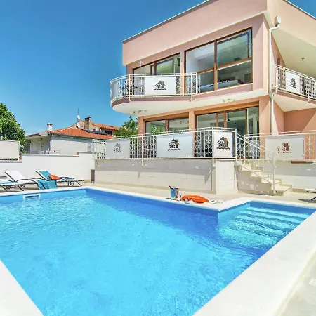 Modern With Private Pool And Bubble Bath * Novigrad Istria