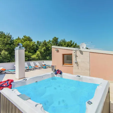 Villa Modern With Private Pool And Bubble Bath